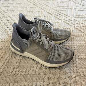 Adidas Ultraboost Sneakers Size 8